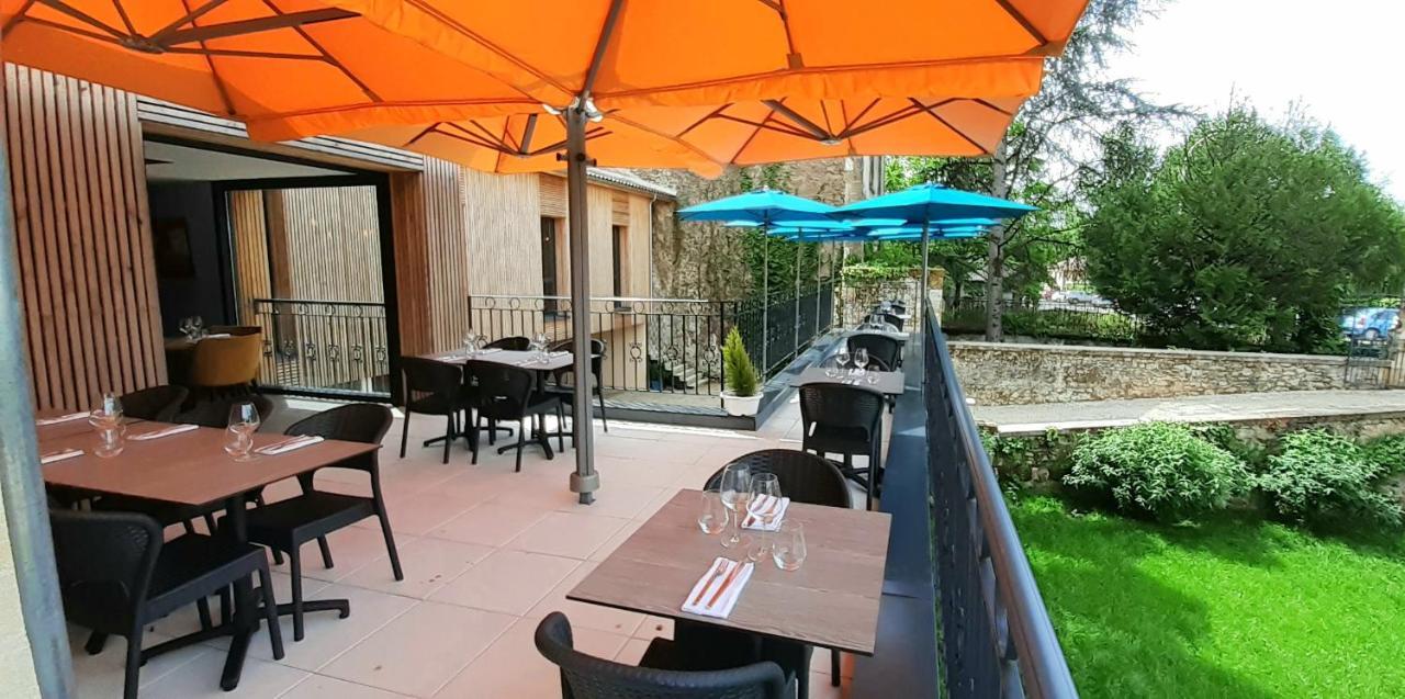 Hotel-Restaurant Des Augustins Saint-Cyprien  Exterior foto